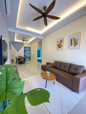 LYL HOMESTAY-IPOH 10Pax 4R